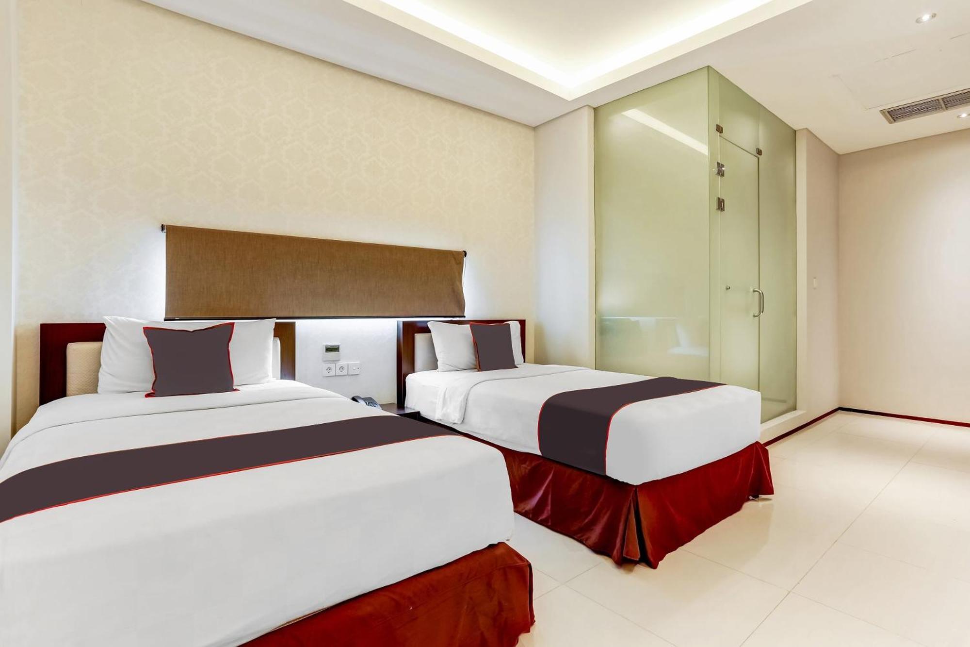 Collection O Legian Near Pantai Kuta Formerly Premium Legian ภายนอก รูปภาพ
