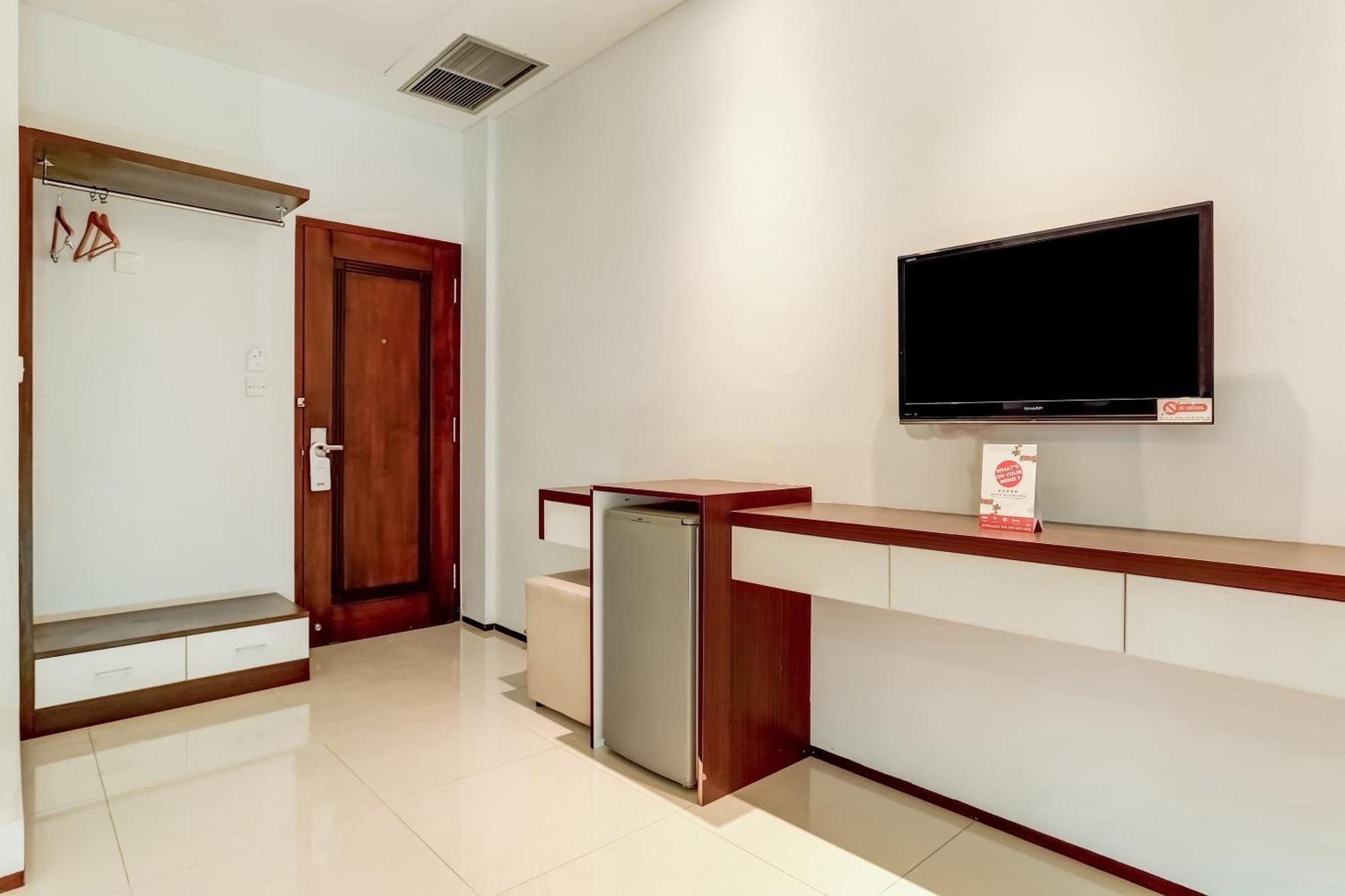 Collection O Legian Near Pantai Kuta Formerly Premium Legian ภายนอก รูปภาพ